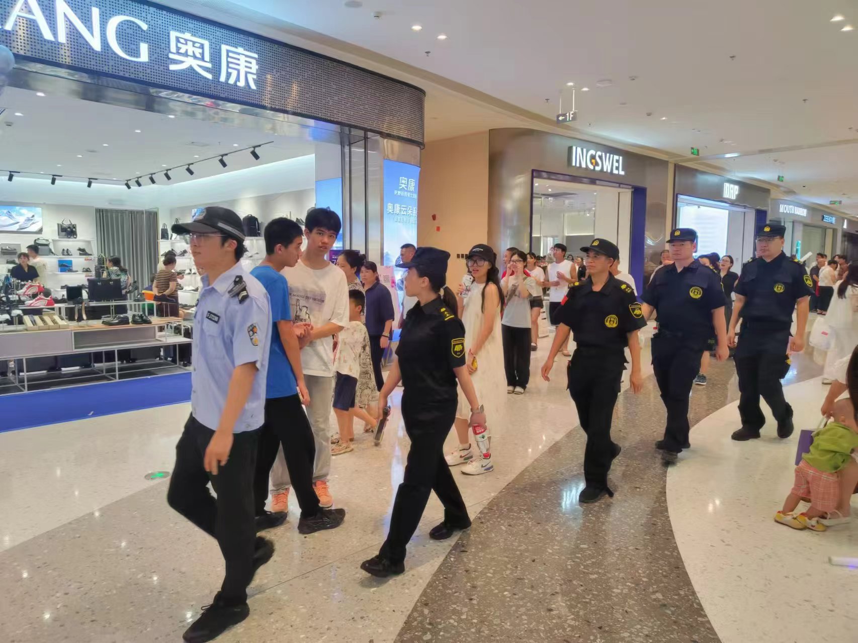 丽水安邦护卫夏日夜间警保联动巡逻使命圆满收官